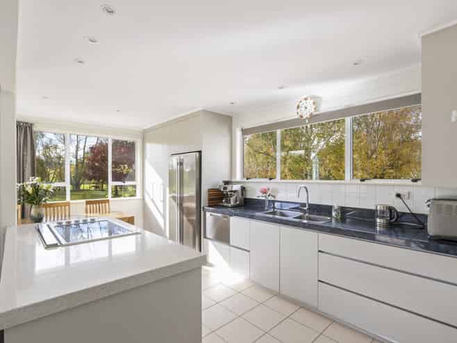 139 Woodlands Road, Carterton