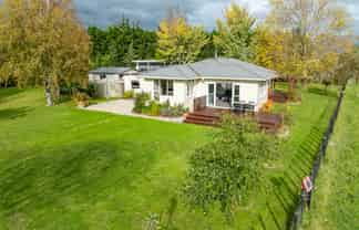 139 Woodlands Road, Carterton