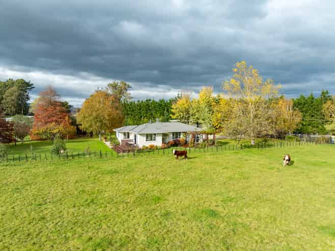 139 Woodlands Road, Carterton