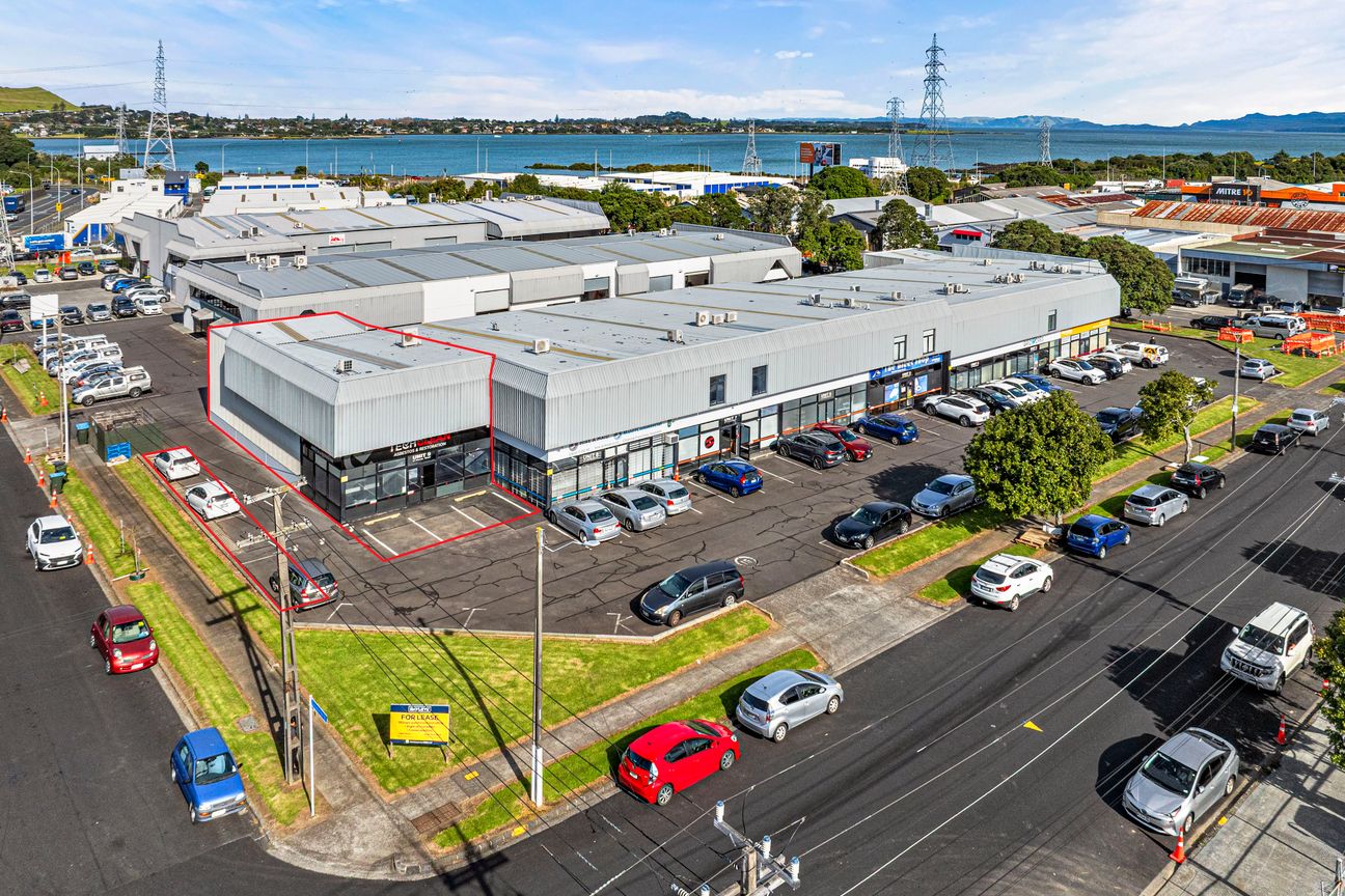 Tidy Onehunga Corner Unit - Available Now - Widok 4