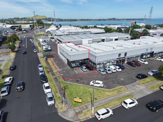 Tidy Onehunga Corner Unit - Available Now 