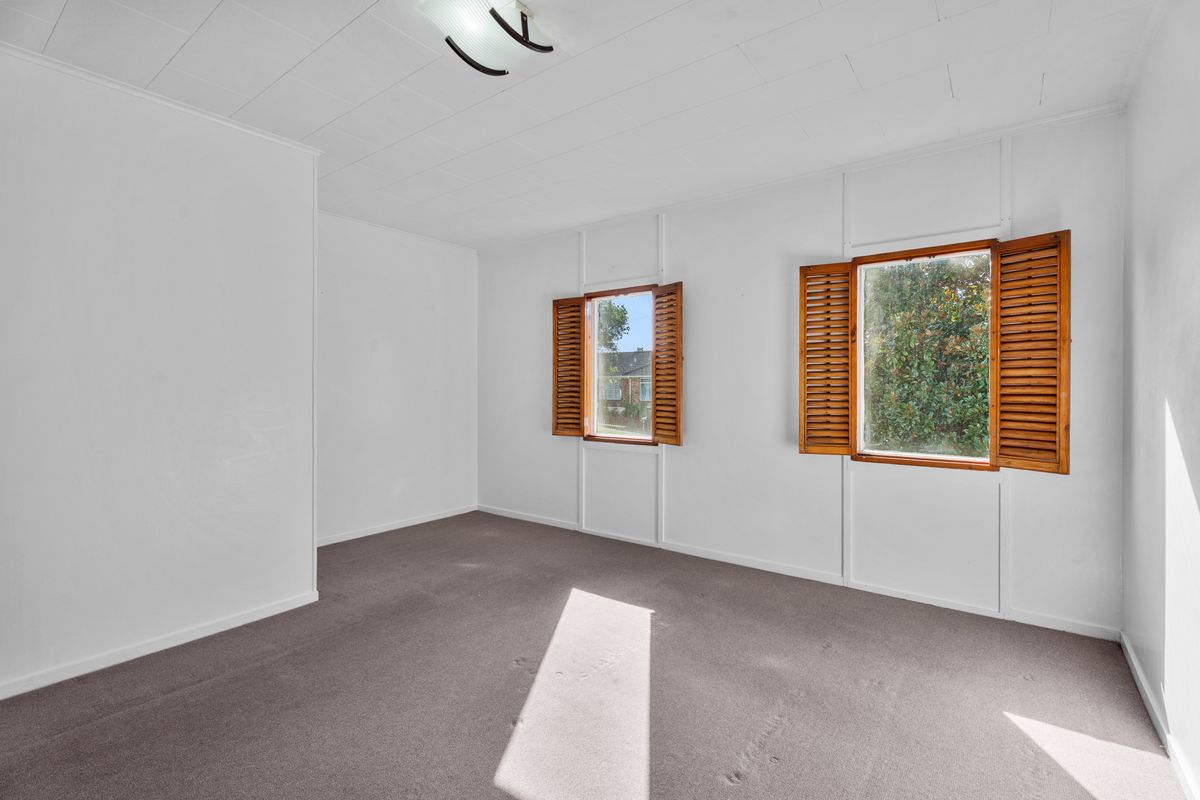 Corner Position. Great Suburb. Everything Within Reach. - Widok 6