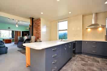 75 Belt Road, Allenton