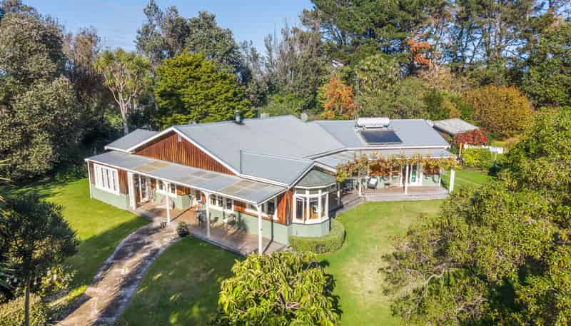 1522 Parewanui Road, Bulls