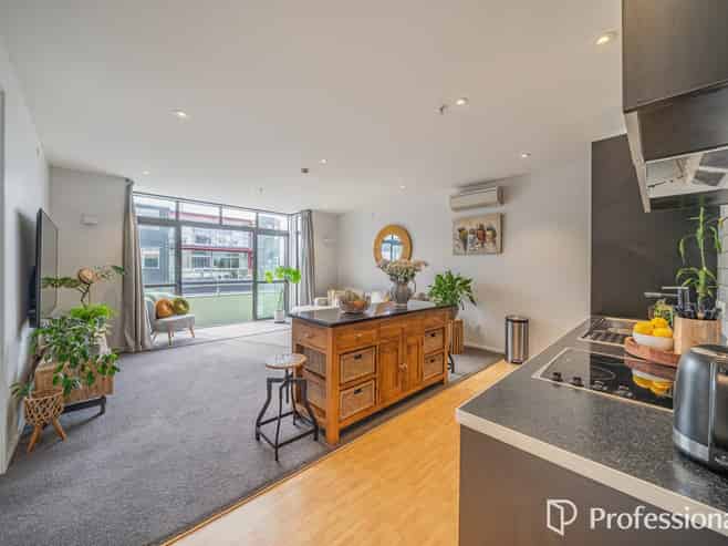 7/374 Jackson Street, Petone