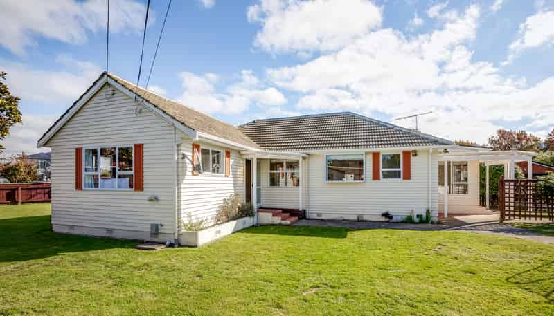 99 Thackeray Street, Trentham