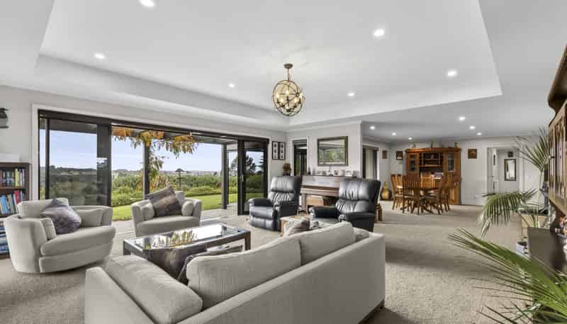 550 Redwood Valley Road, Redwood Valley