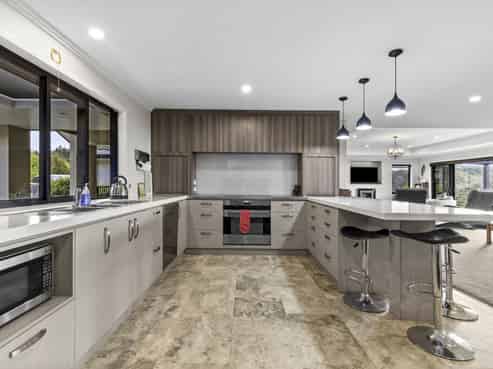 550 Redwood Valley Road, Redwood Valley