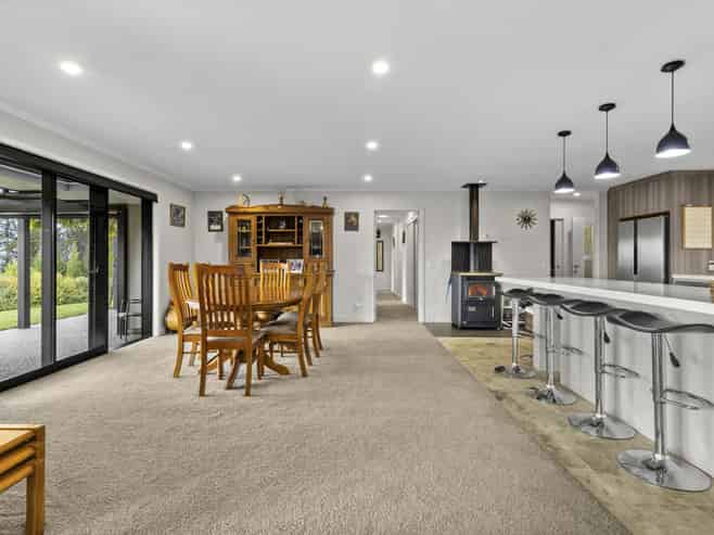 550 Redwood Valley Road, Redwood Valley