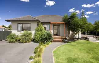 53 Anderson Avenue, Point England