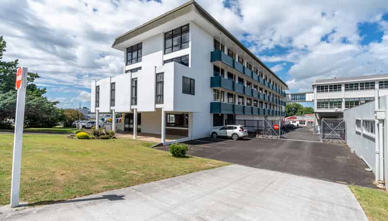 24 Lawrence Avenue, Te Aroha