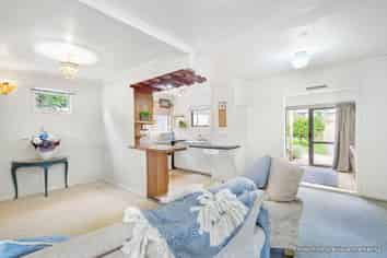 4  Brian Crescent, Stanmore Bay