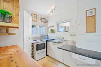 4  Brian Crescent, Stanmore Bay