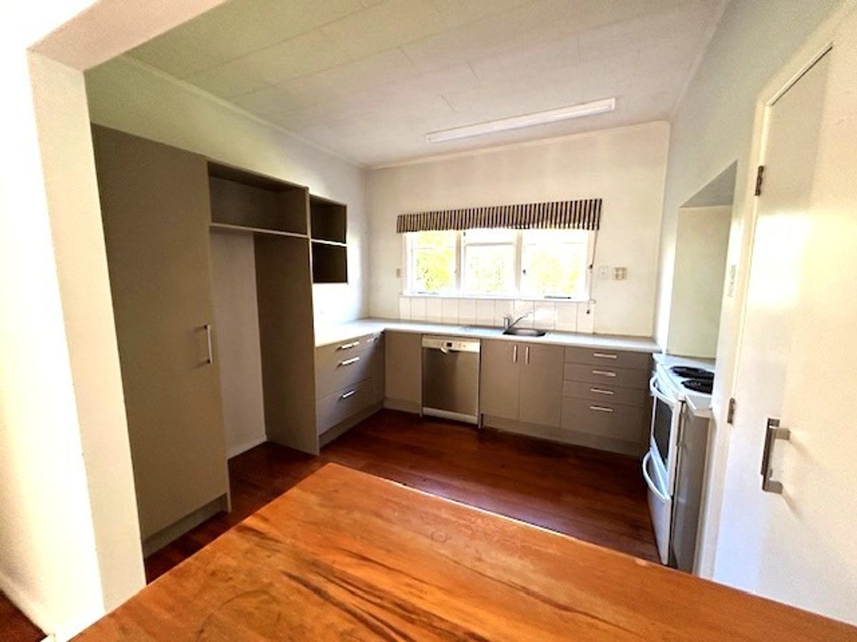 MASTERTON - 3 BEDROOMS – pohled 2