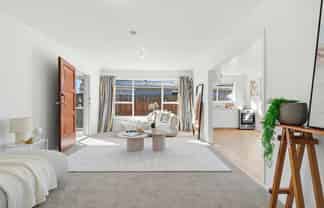2/6 Valerie Place, Redwood