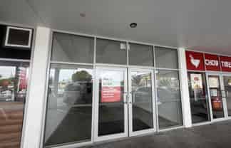 Opportunity in Busy Modern Centre