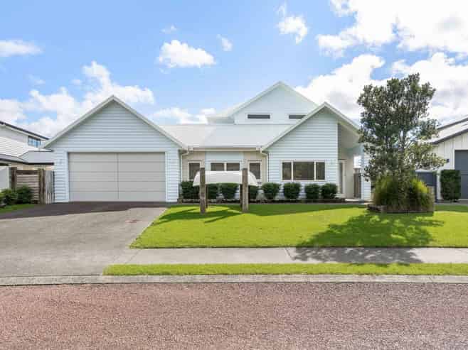 306 Waterways Parade, Pauanui