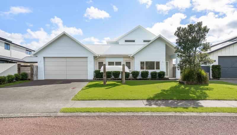 306 Waterways Parade, Pauanui