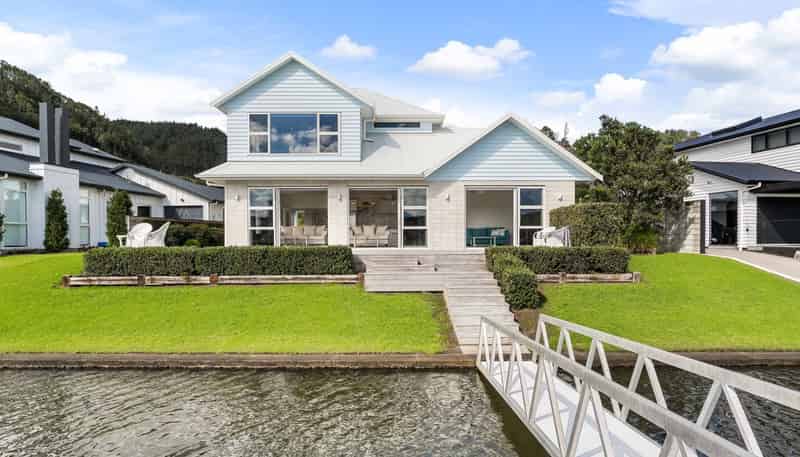 306 Waterways Parade, Pauanui
