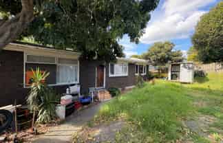 19  Sherwood Avenue, Te Atatu South