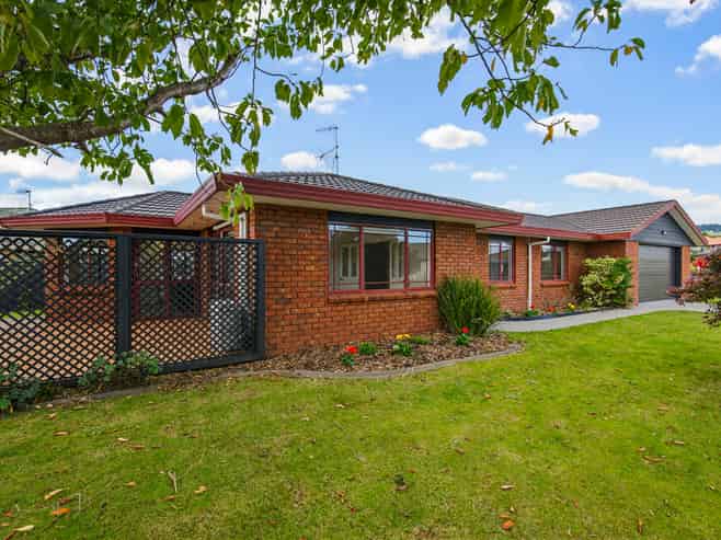 4 Glen Loch Place, Paraparaumu