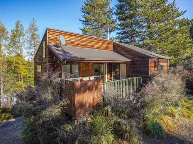 87 Chalet Crescent, Hanmer Springs