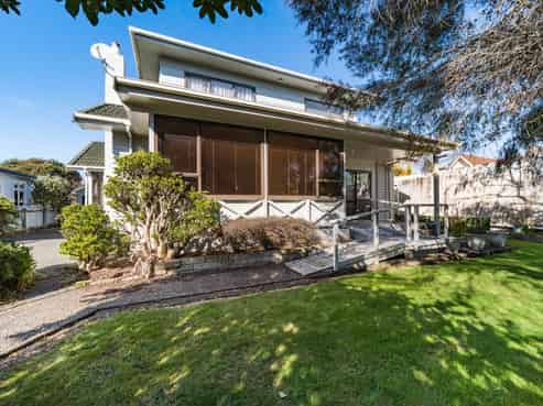 82 Rongopai Street, Palmerston North