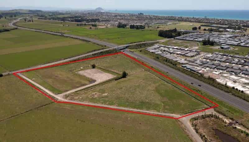227 Parton Road, Papamoa