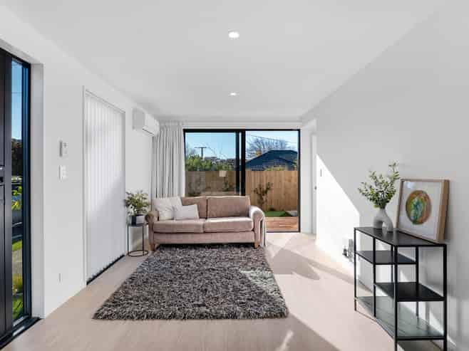 1-4/8 Antrim Street, Sydenham