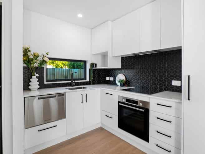 1-4/8 Antrim Street, Sydenham