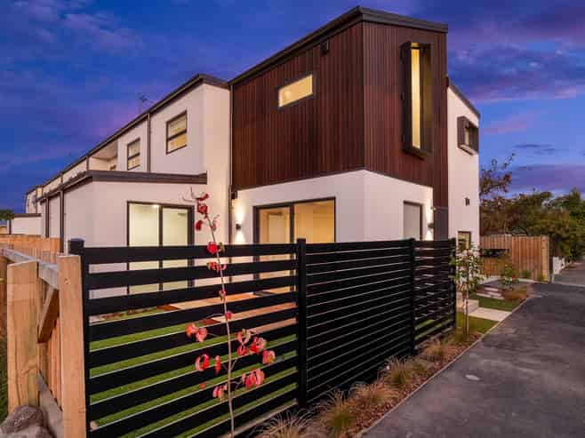 1-4/8 Antrim Street, Sydenham