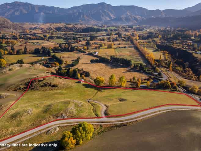 18 Barn Hill Drive, Arrow Junction