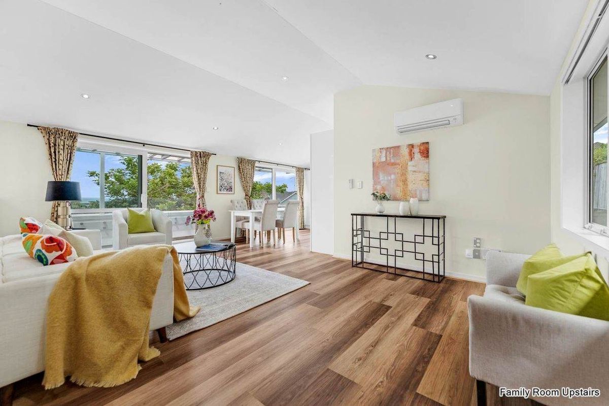 Charming 4-Bedroom Home with Double Garage! - Mehr