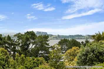10A Aldersgate Road, Hillsborough