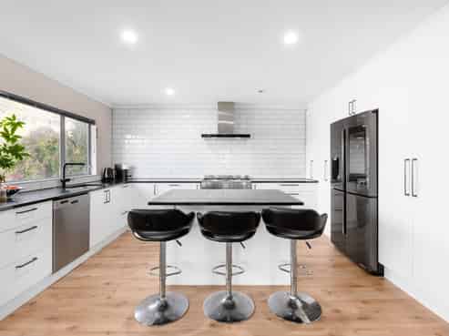 63a Omapere Street, Whitby