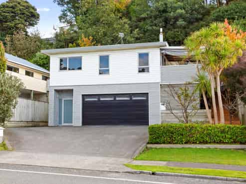 63a Omapere Street, Whitby