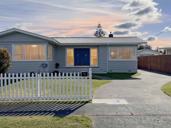 18 Tararua Terrace, Cloverlea