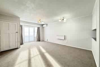 2/38 Whytehead Crescent, Kohimarama