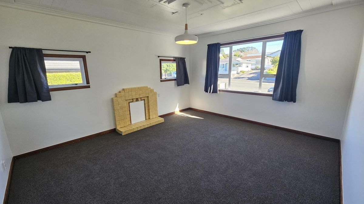 RENOVATED HOME CLOSE TO HOSPITAL - Widok 6
