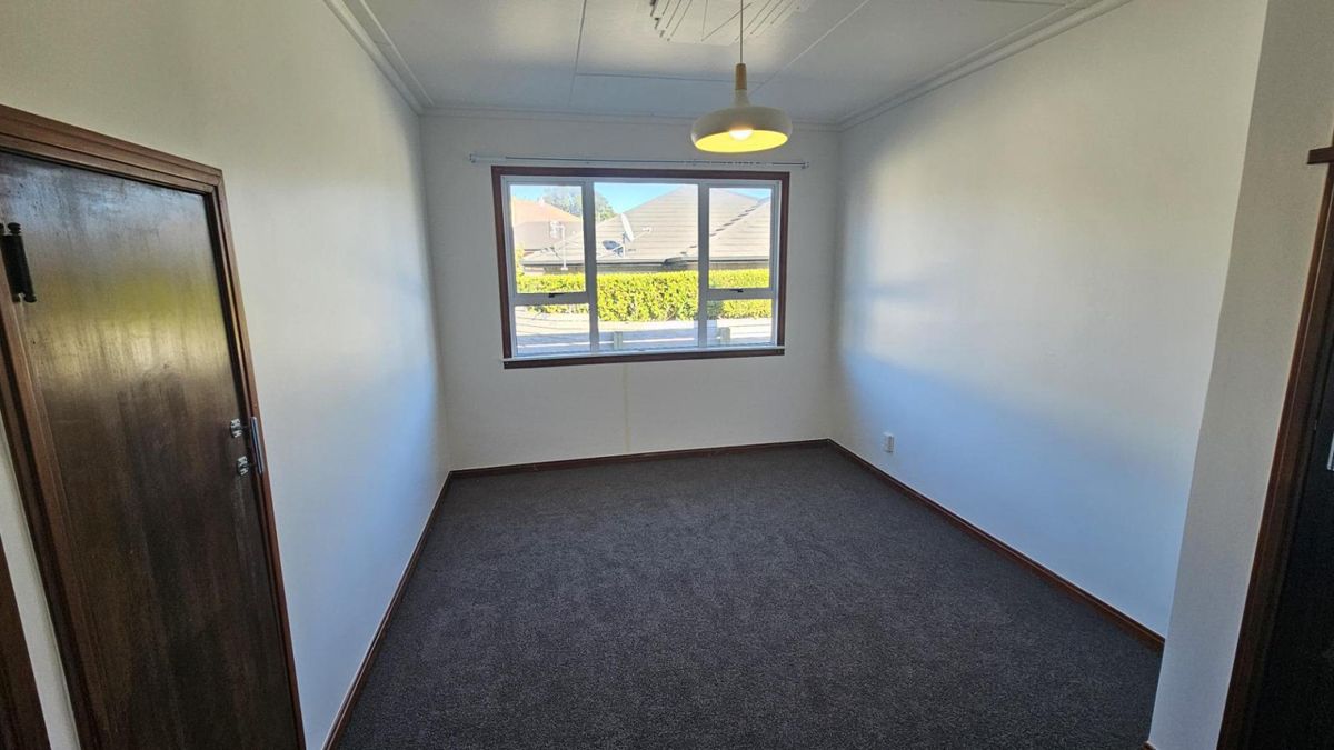 RENOVATED HOME CLOSE TO HOSPITAL - Więcej