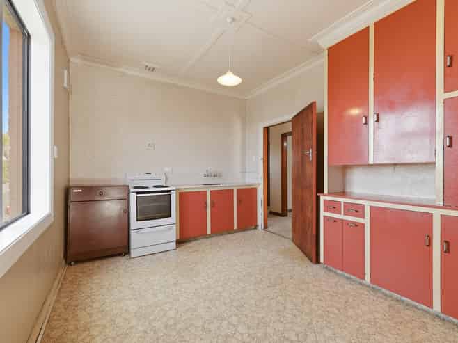 363 South Road, Caversham