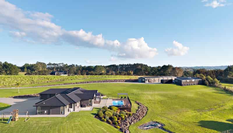 135 Nixon Road, Taupaki