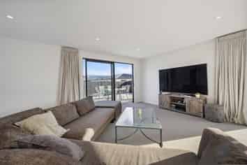 5 Williams Crescent, Alexandra