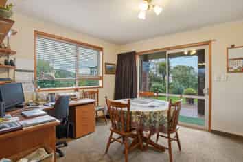 82 Henry Street, Waikouaiti