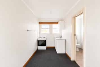 16/16 Alma Road, Gonville
