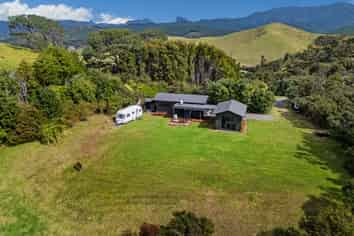 106A Horongaherehere, Whangapoua