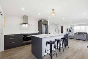 13 Berryfield Drive, Richmond