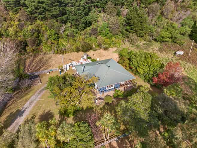 3145a White Rock Road, Martinborough