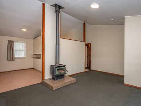 42 Seddon Street, Feilding