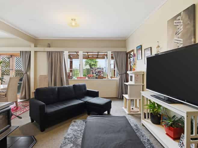 38 Dickens Street, Owhata